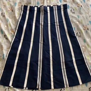 Ann Taylor Sweater skirt NWT M